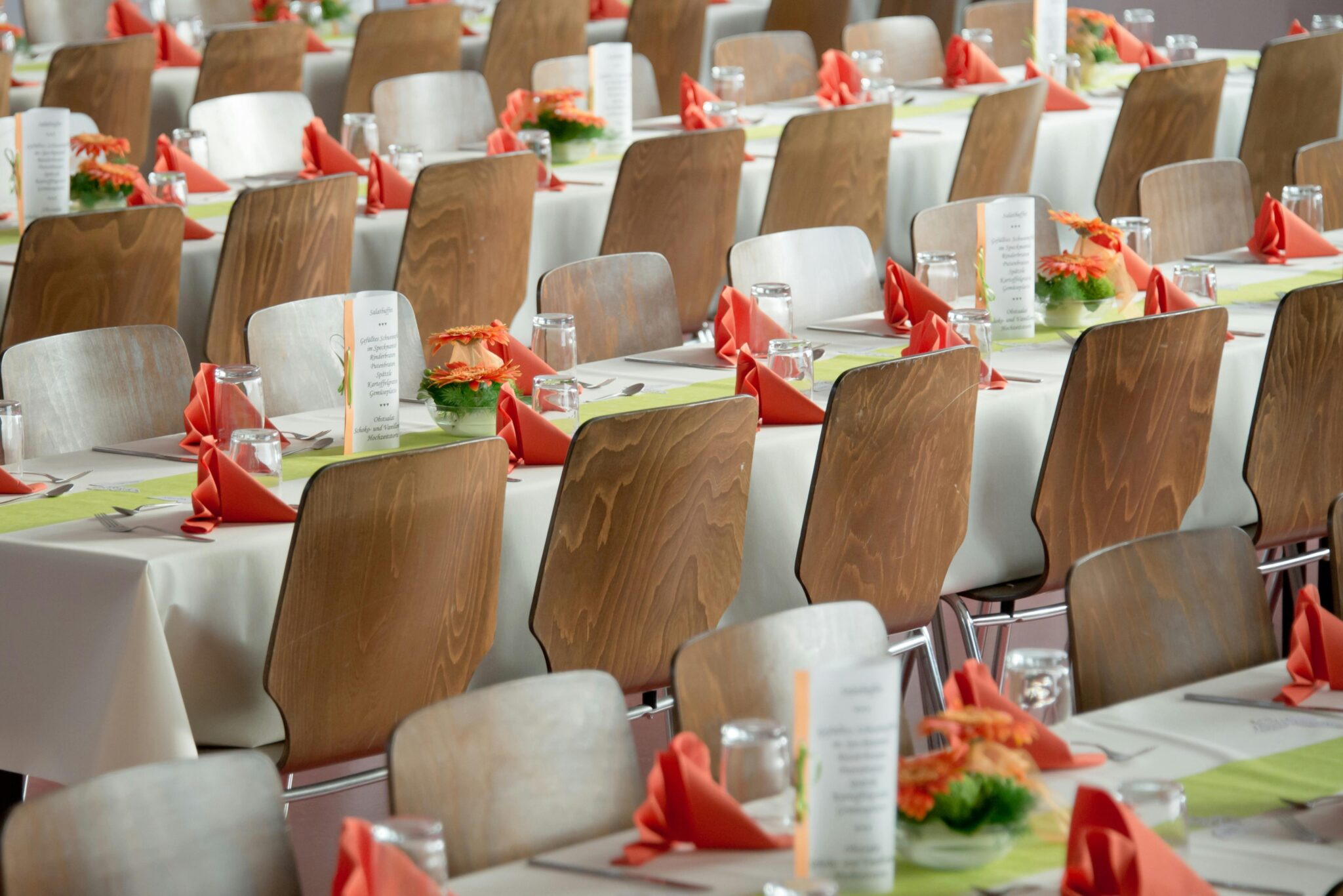 PK Events team organiseert een goed verzorgd event in Rotterdam met professionele catering en moderne locaties
